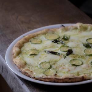 Pizza Nerano pizza Gli Ostinati Ristorante ad Arezzo via de' cenci